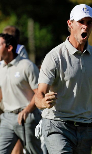 The Latest: US team roars back after yielding first point
